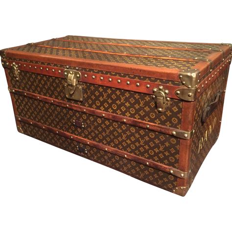 vintage louis vuitton trunks values.